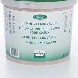 Verstegen Schnitzelmix Cajun, a paprika and chilli crumb coating, in a 3kg pail with a green lid